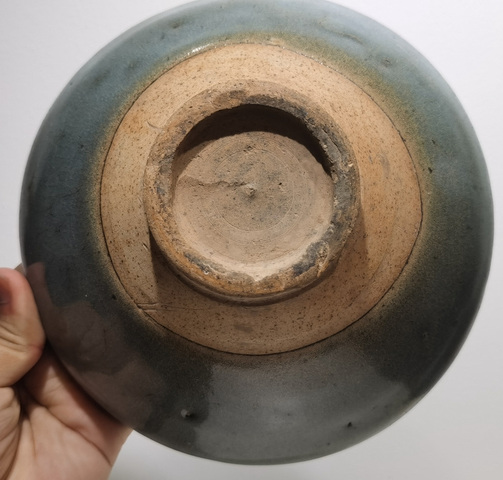 古玩陶瓷鈞窯天藍釉紫斑大碗（帶實物保真卡）拍賣，當前價格20000元