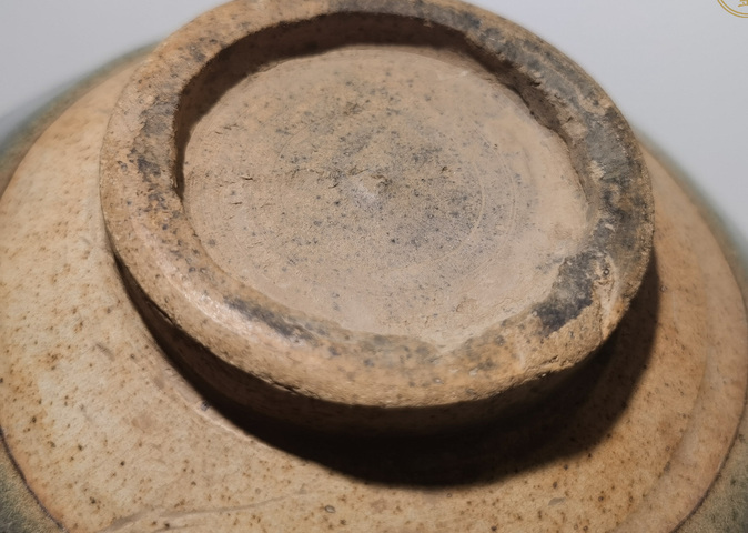 古玩陶瓷鈞窯天藍釉紫斑大碗（帶實物保真卡）拍賣，當前價格20000元