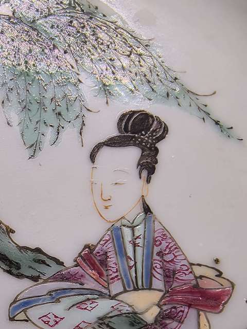 古玩陶瓷“網(wǎng)紅”清雍正粉彩仕女圖盤。真品鑒賞圖