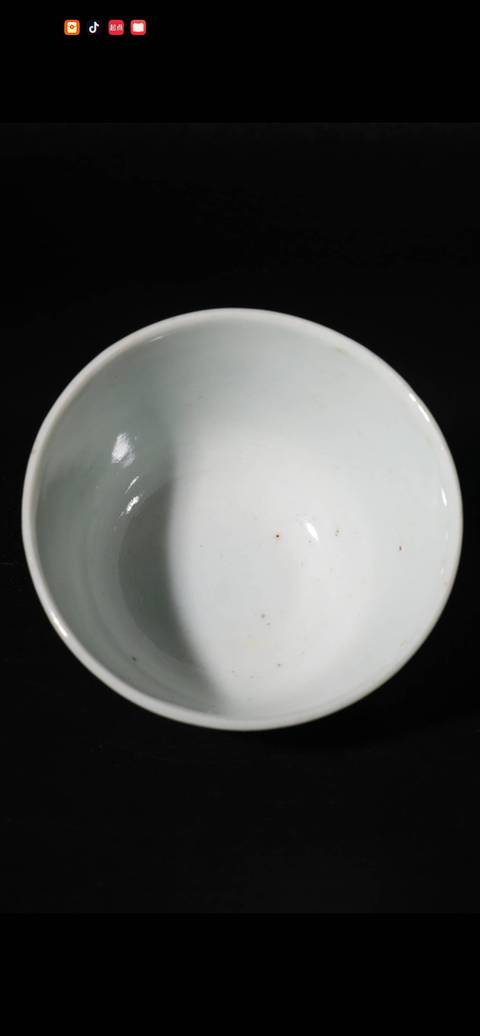 古玩陶瓷壽字紋礬紅杯真品鑒賞圖