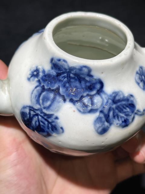古玩陶瓷青花執(zhí)壺真品鑒賞圖