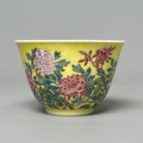 古玩陶瓷卉紋杯真品鑒賞圖