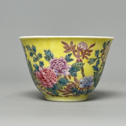 古玩陶瓷卉紋杯真品鑒賞圖