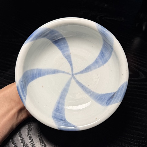 古玩陶瓷晚清·青花皮球花卉紋撇口碗拍賣,當前價格850元