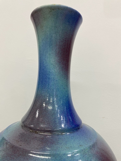 古玩陶瓷清晚期桃花洞賞瓶真品鑒賞圖