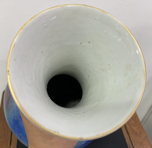 古玩陶瓷清晚期桃花洞賞瓶真品鑒賞圖