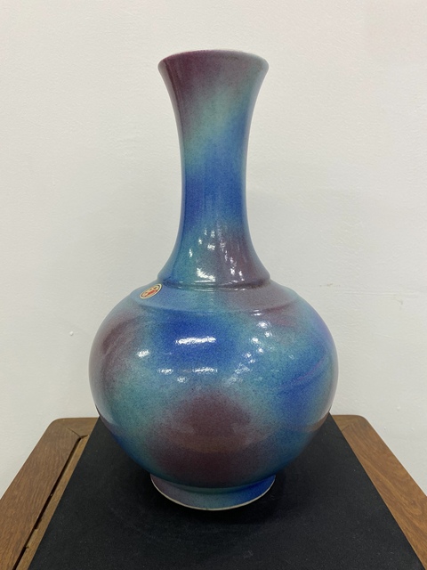 古玩陶瓷清晚期桃花洞賞瓶真品鑒賞圖
