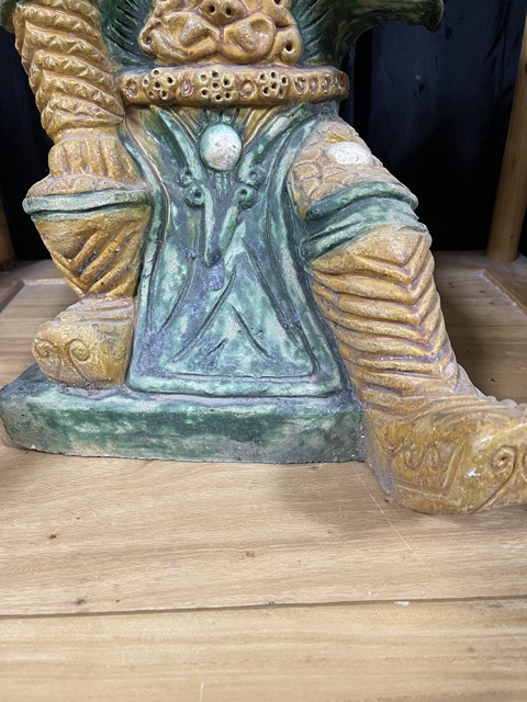 古玩陶瓷琉璃釉人物造像真品鑒賞圖
