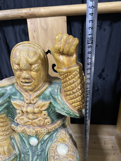古玩陶瓷琉璃釉人物造像真品鑒賞圖