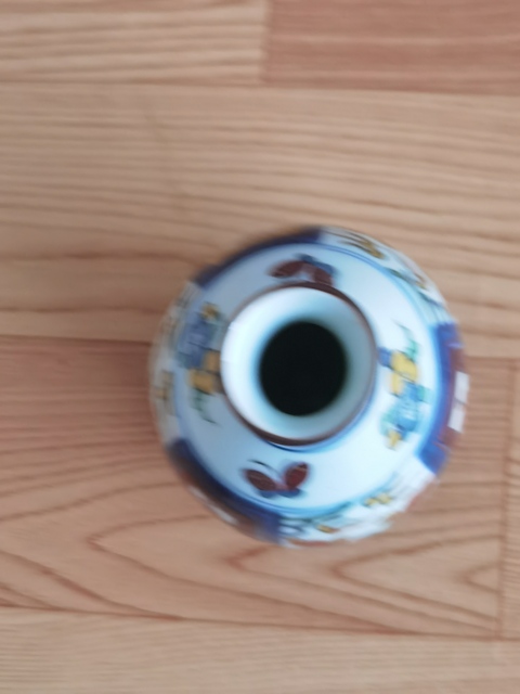 古玩陶瓷青花五彩瓶真品鑒賞圖