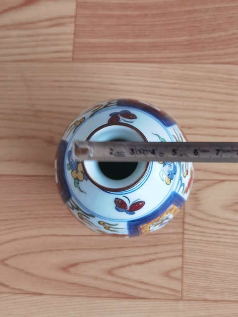 古玩陶瓷青花五彩瓶真品鑒賞圖