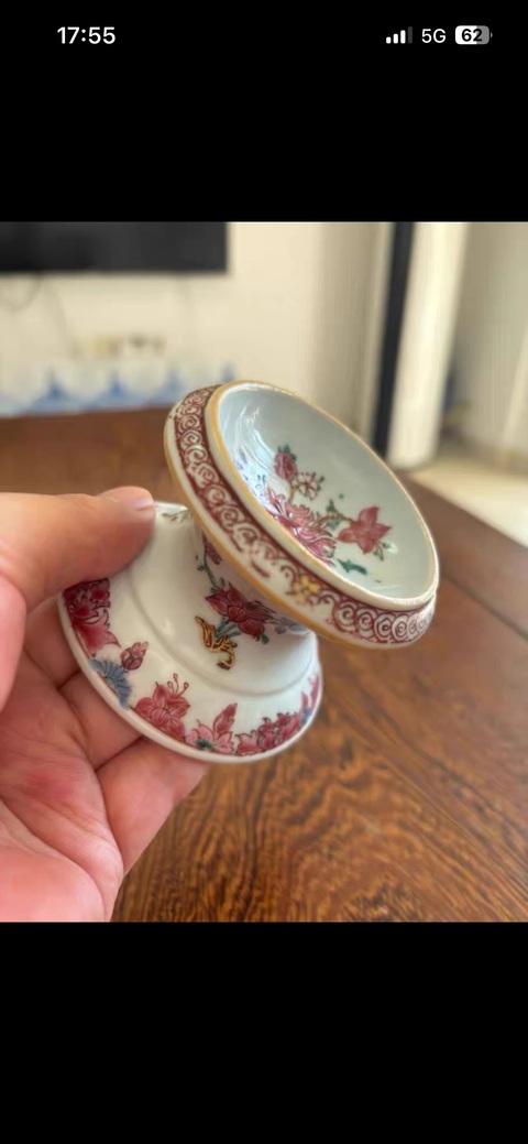 古玩陶瓷粉彩花卉紋擺件真品鑒賞圖