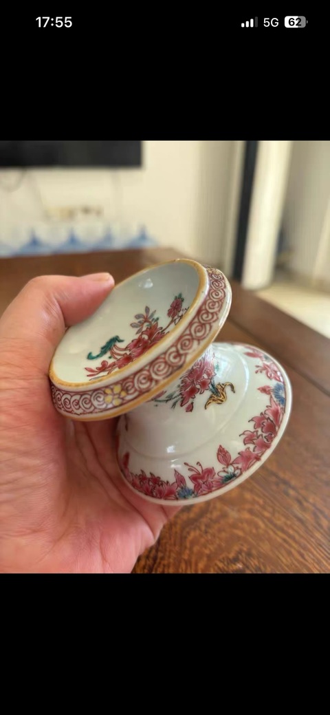 古玩陶瓷粉彩花卉紋擺件真品鑒賞圖