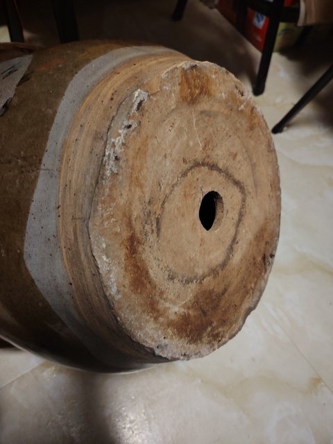 古玩陶瓷黃釉開光墨彩花鳥紋花盆真品鑒賞圖