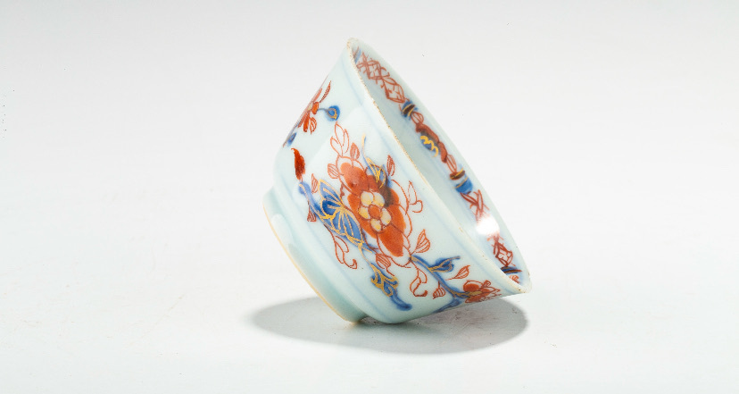 古玩陶瓷康熙·釩紅描金杯碟套真品鑒賞圖