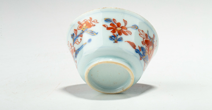 古玩陶瓷康熙·釩紅描金杯碟套真品鑒賞圖