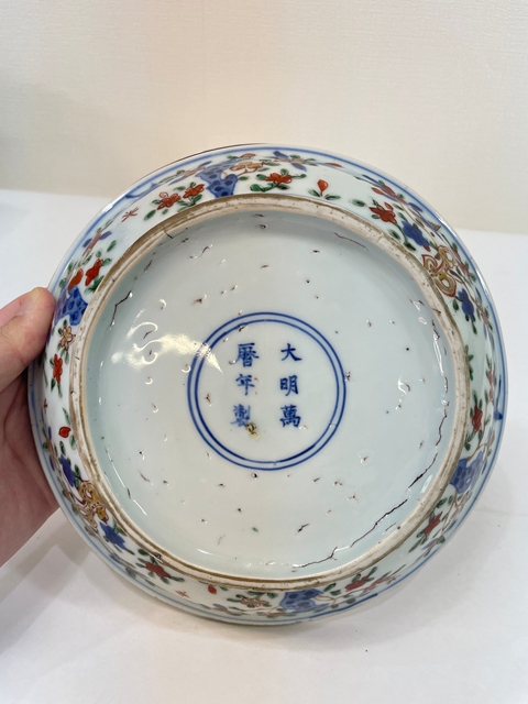 古玩陶瓷日本江戶青花五彩花鳥紋捧盒真品鑒賞圖