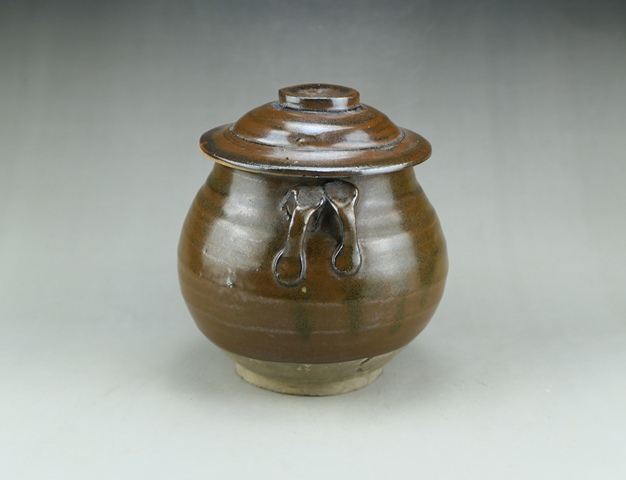 古玩陶瓷精品:明晚期耀州窯茶葉末釉四系罐拍賣,當(dāng)前價格39元