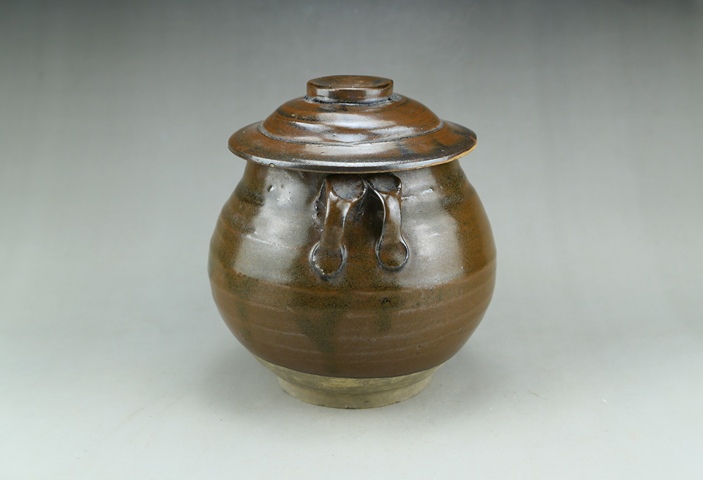 古玩陶瓷精品:明晚期耀州窯茶葉末釉四系罐拍賣,當(dāng)前價格39元