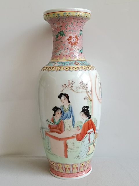 古玩陶瓷粉彩仕女人物紋瓶真品鑒賞圖