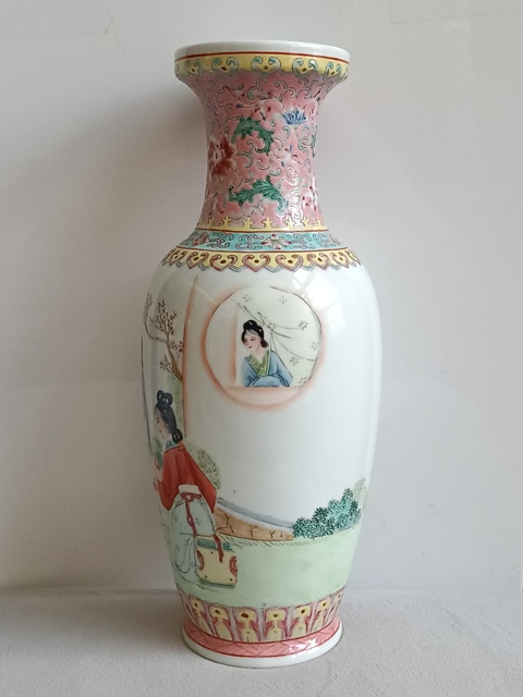 古玩陶瓷粉彩仕女人物紋瓶真品鑒賞圖