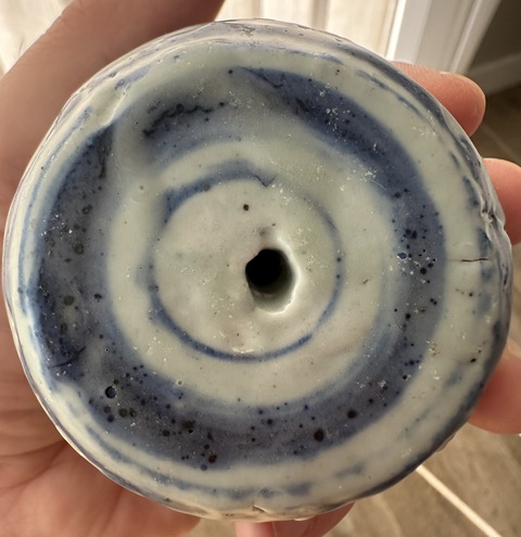 古玩陶瓷清早期 青花纏枝蓮紋燭臺真品鑒賞圖