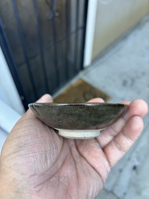 古玩陶瓷茶葉末釉茶盞真品鑒賞圖