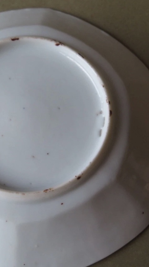 古玩陶瓷粉彩盤真品鑒賞圖
