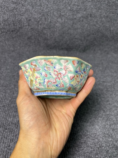 古玩陶瓷內松石綠釉外粉彩暗八仙供碗拍賣，當前價格999元