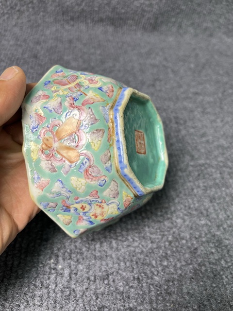 古玩陶瓷內松石綠釉外粉彩暗八仙供碗拍賣，當前價格999元
