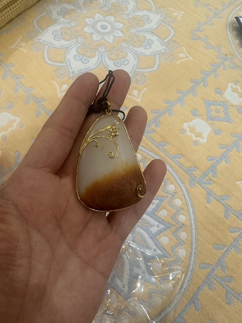 古玩玉器和田玉雕“觀音牌”真品鑒賞圖