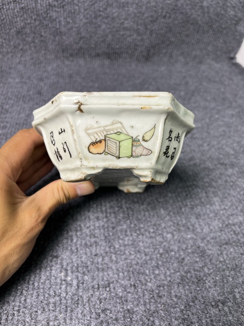 古玩陶瓷粉彩人物博古花卉紋水仙盆拍賣,當前價格1288元