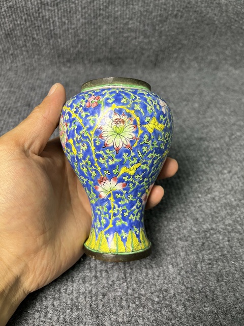 古玩雜項銅胎畫琺瑯花卉紋罐真品鑒賞圖