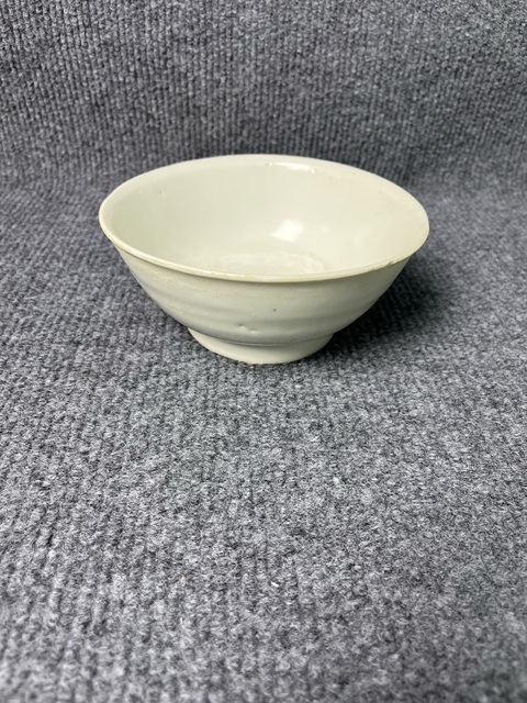 古玩陶瓷甜白釉碗拍賣,當(dāng)前價格2588元