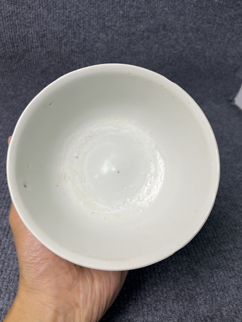 古玩陶瓷甜白釉碗拍賣,當(dāng)前價格2588元