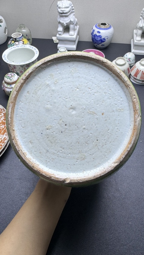 古玩陶瓷清中期粉彩喜字罐真品鑒賞圖