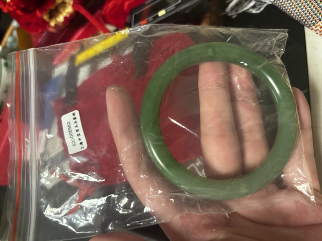 古玩玉器和田碧玉手鐲真品鑒賞圖