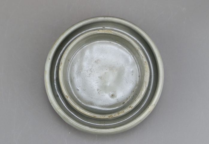 古玩陶瓷明代-龍泉窯青瓷托盤拍賣，當前價格999元