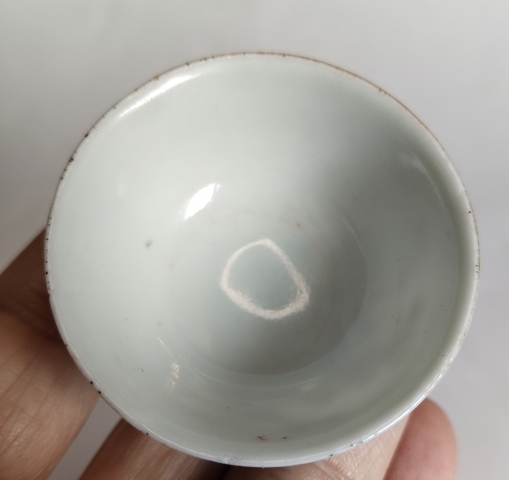 古玩陶瓷粉彩花卉紋杯真品鑒賞圖