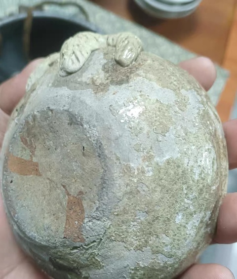 古玩陶瓷青瓷杯真品鑒賞圖