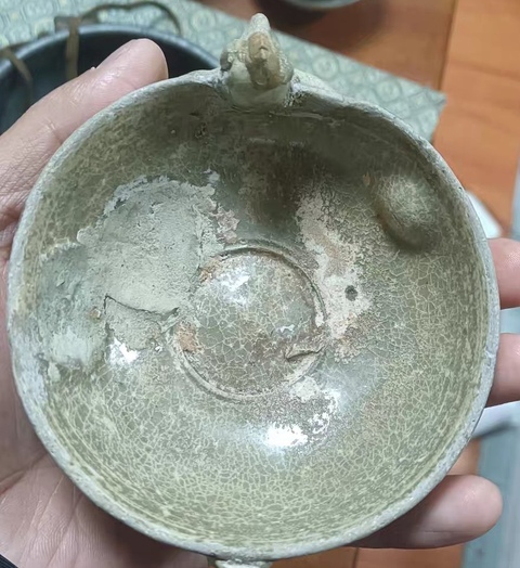 古玩陶瓷青瓷杯真品鑒賞圖