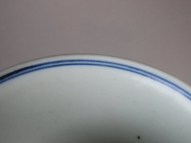 古玩陶瓷線描鳳紋青花杯真品鑒賞圖