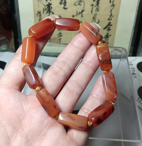 古玩玉器天然紅瑪瑙珠串真品鑒賞圖