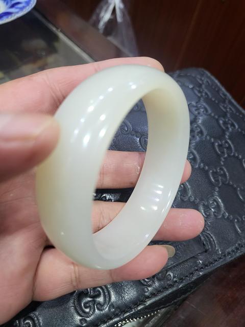 古玩玉器和田玉手鐲真品鑒賞圖