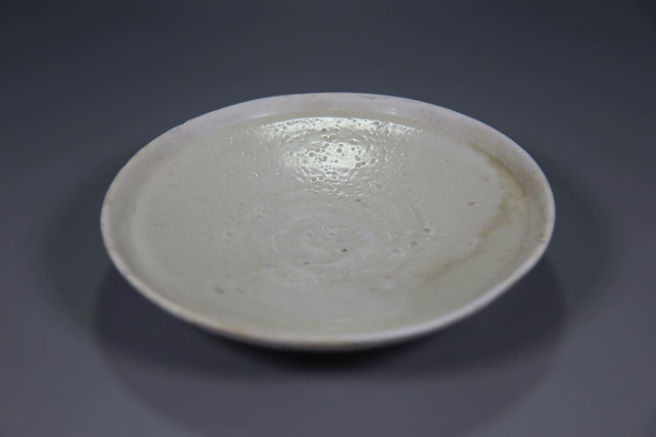 古玩陶瓷宋元磁州窯白釉盤真品鑒賞圖