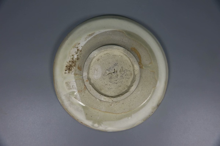 古玩陶瓷宋元磁州窯白釉盤真品鑒賞圖