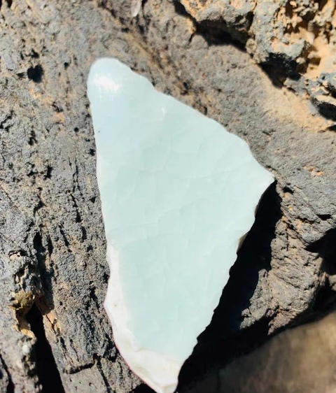 古玩陶瓷乾隆郎紅釉瓷片真品鑒賞圖