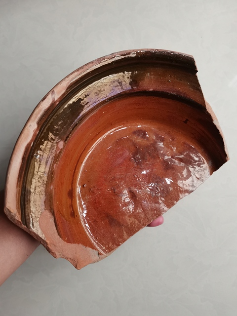 古玩陶瓷遼三彩大盤拍賣，當前價格0元