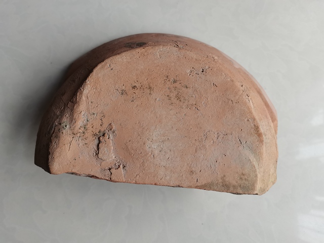 古玩陶瓷遼三彩大盤拍賣，當前價格0元