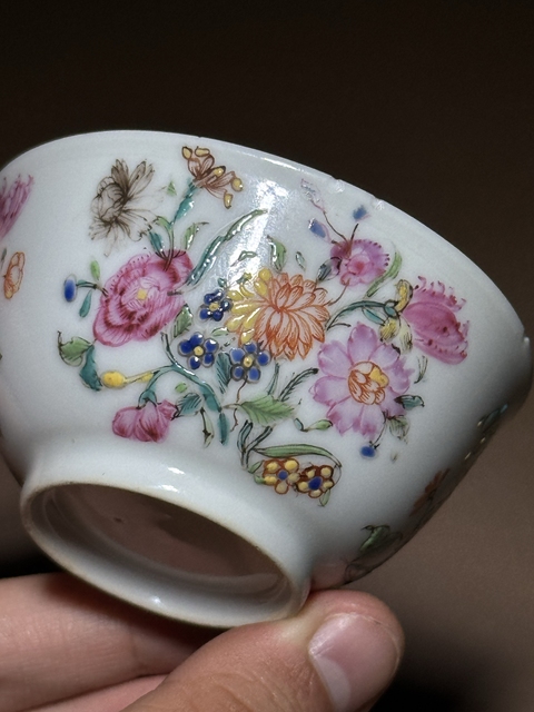 古玩陶瓷清雍正廣琺瑯花卉紋杯真品鑒賞圖